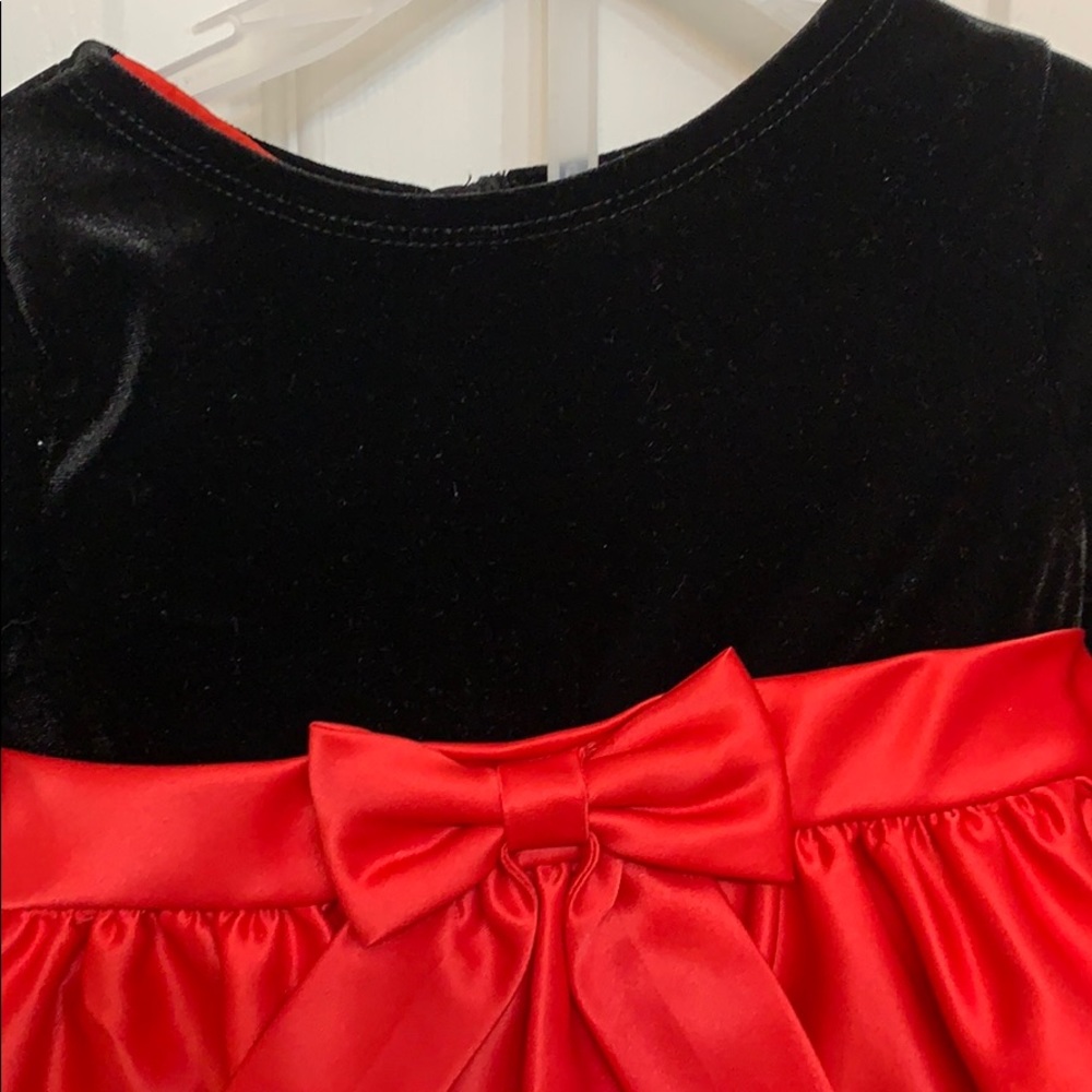 Dress - Picture 2 of 4